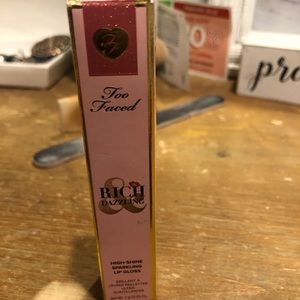Too faced lip gloss